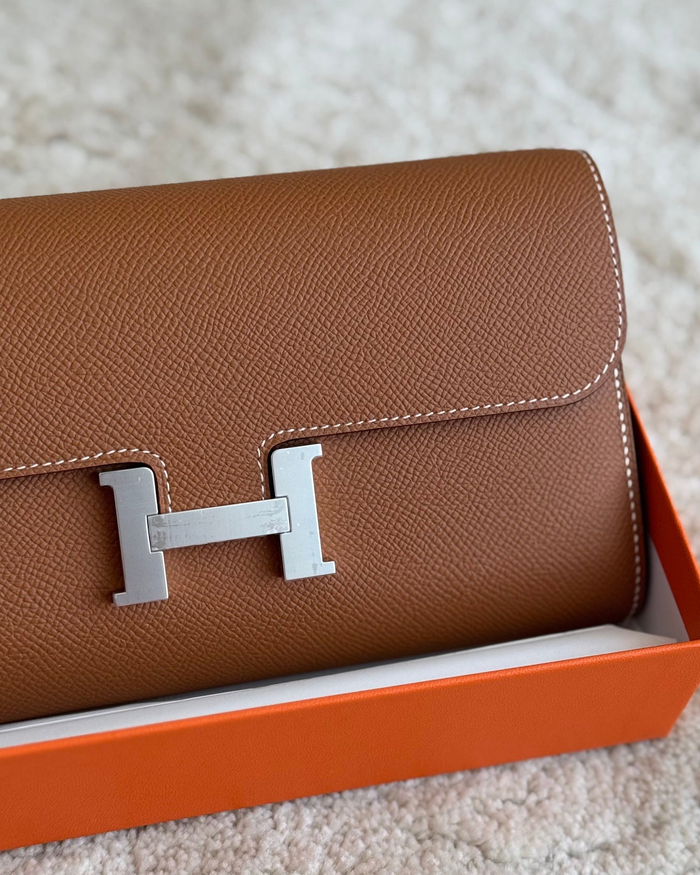 Hermes Constance To Go