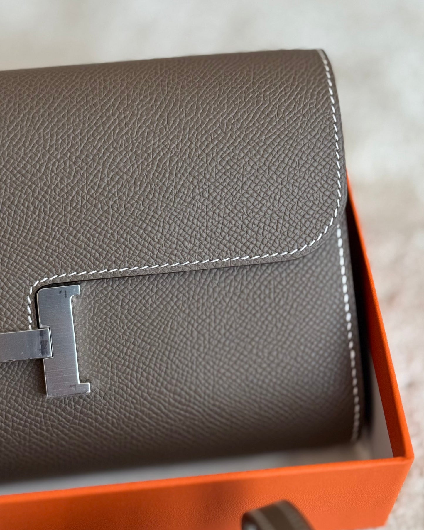 Hermes Constance To Go