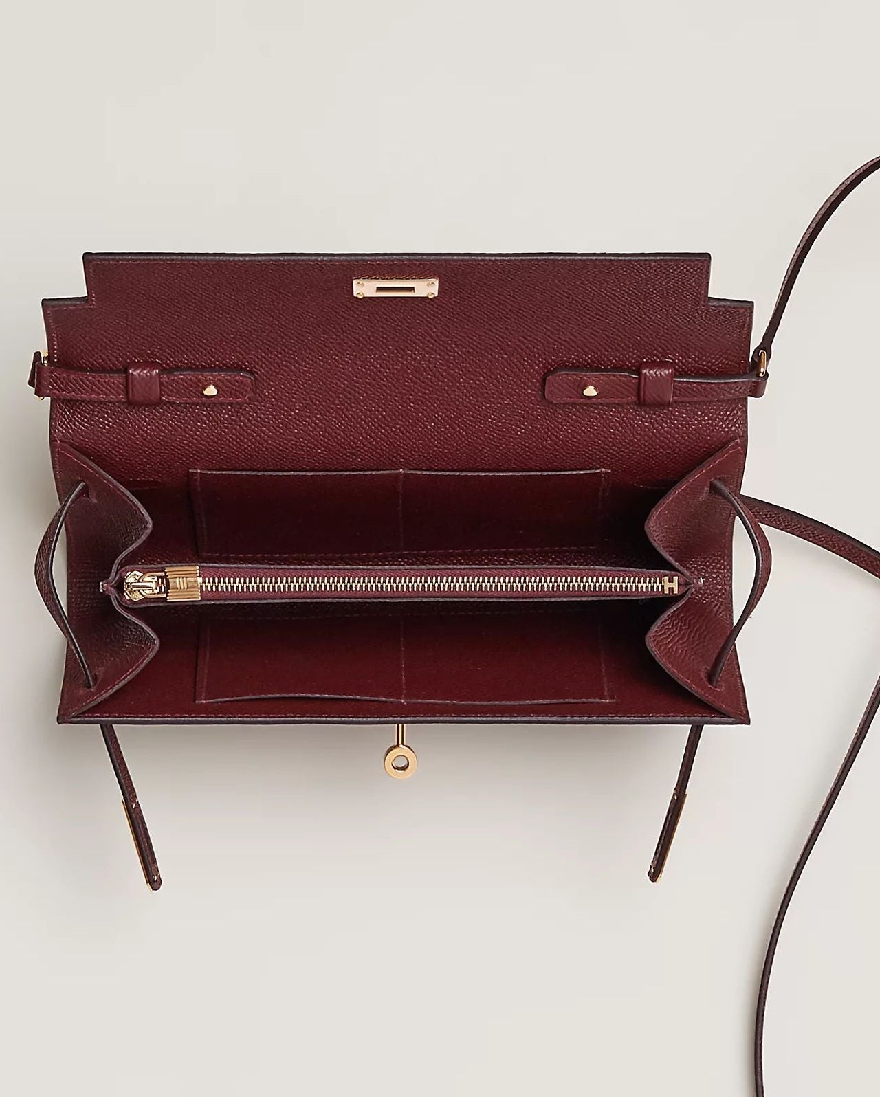 Hermes Constance To Go