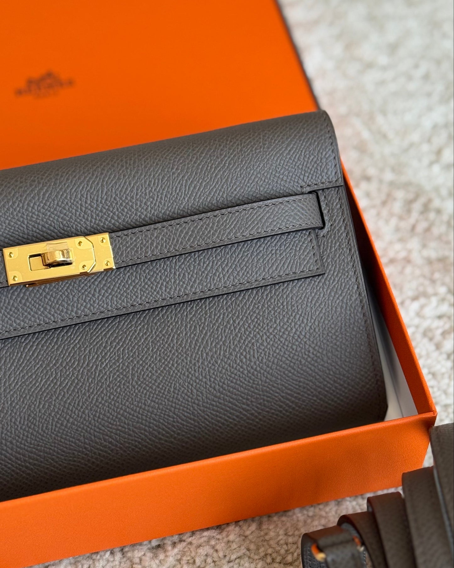 Hermes Kelly To Go